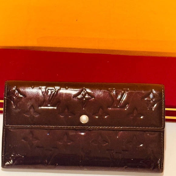 Louis Vuitton Printed monogram Wallet - Picture 12 of 15